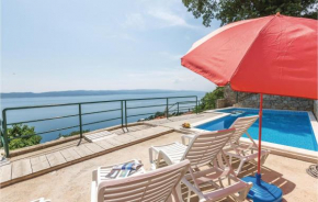 Three-Bedroom Holiday Home in Brela